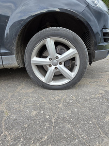 AUDI Q7 (6 фото из 6)