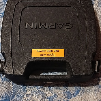 Garmin box