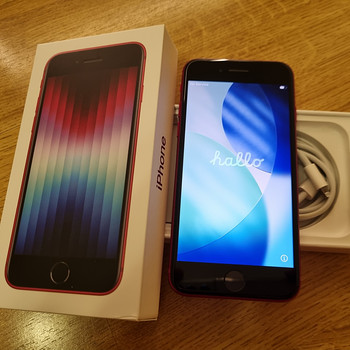 iPhone SE 3rd Gen (2022)