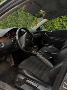VW Passat 2.0tdi (7 foto / 8)