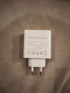 Зарядное устройство Honor Supercharge 100W (3 фото из 3)