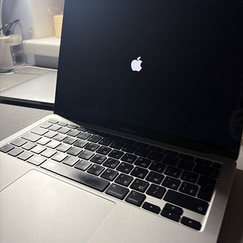 MacBook Air M1 2020