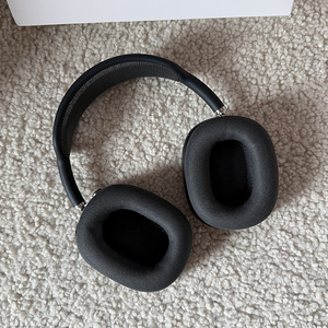 Müüa Apple AirPods Max (Space Gray) (3 foto / 6)