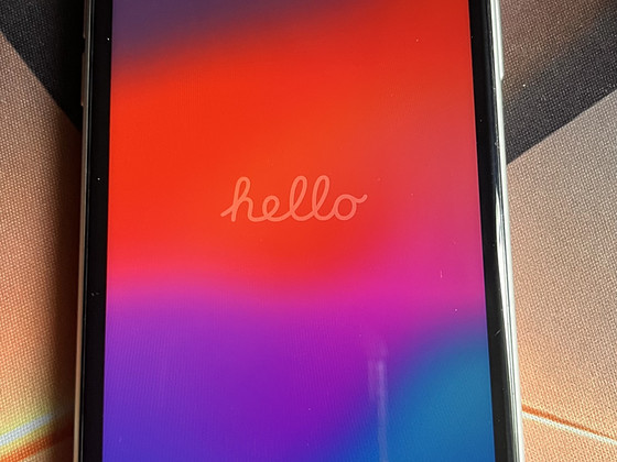 iPhone xr white