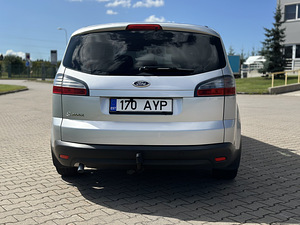 Ford S-Max 2.0 бензин | 2007 | 176 000 км (14 фото из 15)