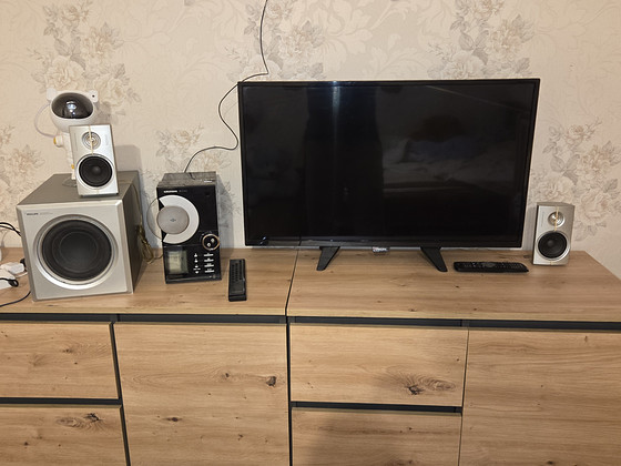 Kompaktne 2.1 kodukino Grundig