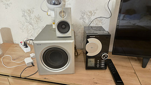 Компактный 2.1 домашний кинотеатр Grundig (3 фото из 3)