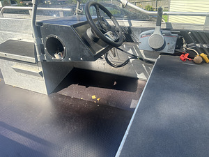 Mootorpaat BUSTER RS Yamaha (6 foto / 8)
