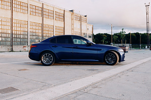 Alfa Romeo Giulia (7 фото из 7)