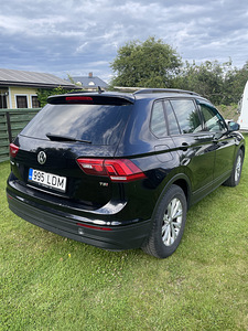 Volkswagen Tiguan 2017 (3 foto / 8)
