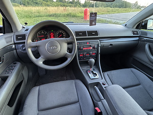 Audi a4 2.5 120kw (5 foto / 11)