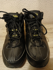 Nike training woman (2 foto / 7)
