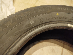 Шины зима Sailun Ice Blazer Arctic 195/65 R15 (6 фото из 6)
