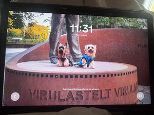 Планшет S9 FE + 5G (2 фото из 3)