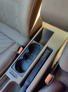 Подстаканник Audi C4 (2 фото из 9)