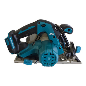 Аккумуляторная дисковая пила Makita DHS680 P02 (2 фото из 2)