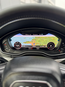 Audi A4 2016 2.0 TDI (4 фото из 6)