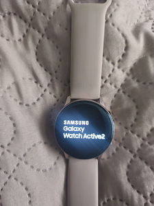 Продам смарт часы Samsung galaxy active watch 2 (1 фото из 3)