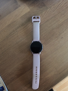 Продам смарт часы Samsung galaxy active watch 2 (2 фото из 3)