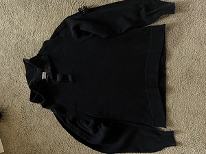 Black heavy sweater style Stone Island (2 foto / 2)