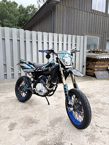 Husqvarna SMR 125 (1 фото из 9)