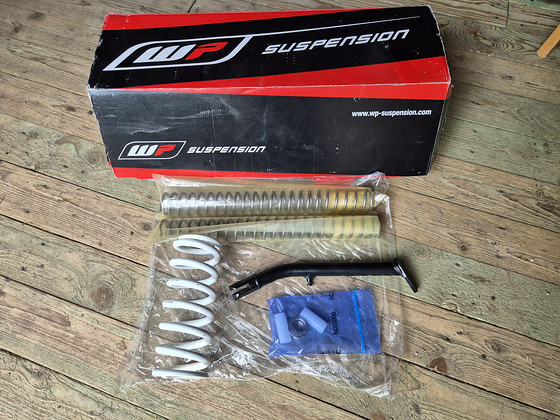 Продам комплект занижения WP Suspension для KTM 690 Enduro R