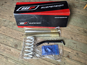 Müüa WP Suspension Lowering Kit KTM 690 Enduro R-le (1 foto / 1)