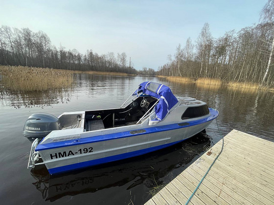 Müüa kajutiga alumiiniumkaater Amur 2