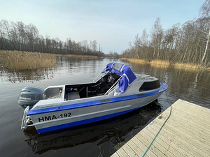 Продам каютный алюминиевый катер Амур 2 (4 фото из 6)
