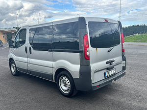 Opel Vivaro (3 фото из 6)