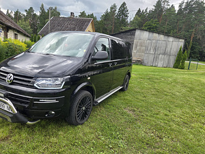 VW Transporter (6 фото из 7)