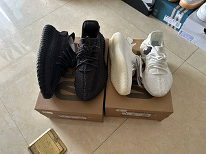Adidas Yeezy 350 (3 foto / 3)