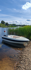 Müüa komplekt Yamarin 4210 + Tiki Treiler + Suzuku DF15 (7 foto / 10)