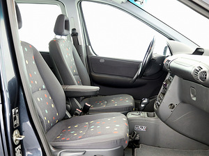 Mercedes-Benz Vaneo Family ATM 1.9 92kW (6 foto / 9)