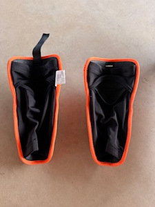 Продаются детские наколенники KTM (2 фото из 2)