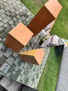 Kummut sahtlitega ja öökapp ja peegel komplekt (3 foto / 8)
