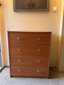 Kummut sahtlitega (1 foto / 10)