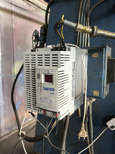 Lenze SMD 7.5 kW sagedusmuundur (3×400 V) (2 foto / 4)