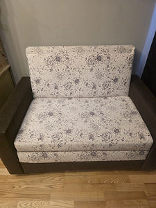 ПРОДАЮ ДИВАН (1 фото из 3)