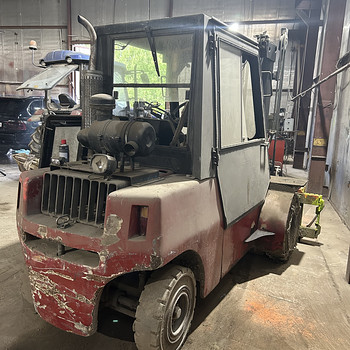 Kahveltõstuk Balkancar 7411 (4 t)