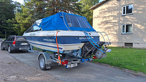 Bayliner Capri 1987 (5 foto / 10)
