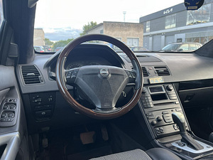 VOLVO XC90 (8 foto / 10)