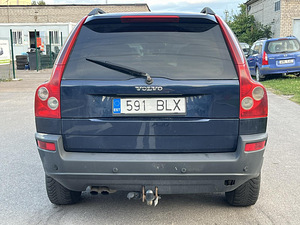VOLVO XC90 (7 foto / 10)