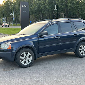 VOLVO XC90