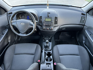 HYUNDAI I 30 (10 foto / 11)