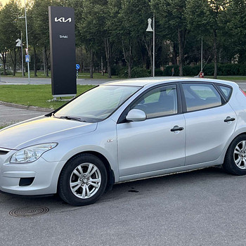 HYUNDAI I 30