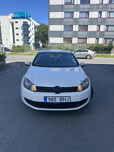 Volkswagen golf 6 Registreerimistasu on makstud. (1 foto / 10)