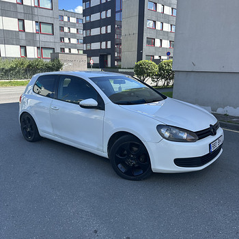 Volkswagen golf 6 Registreerimistasu on makstud.