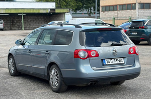 VOLKSWAGEN PASSAT VARIANT (4 foto / 8)