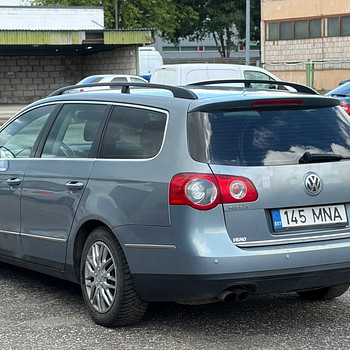 VOLKSWAGEN PASSAT VARIANT